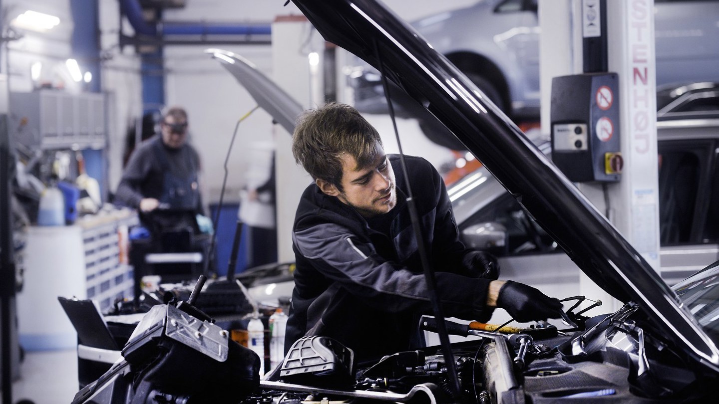 Hornsyld Bilcenter 5 1499X1000